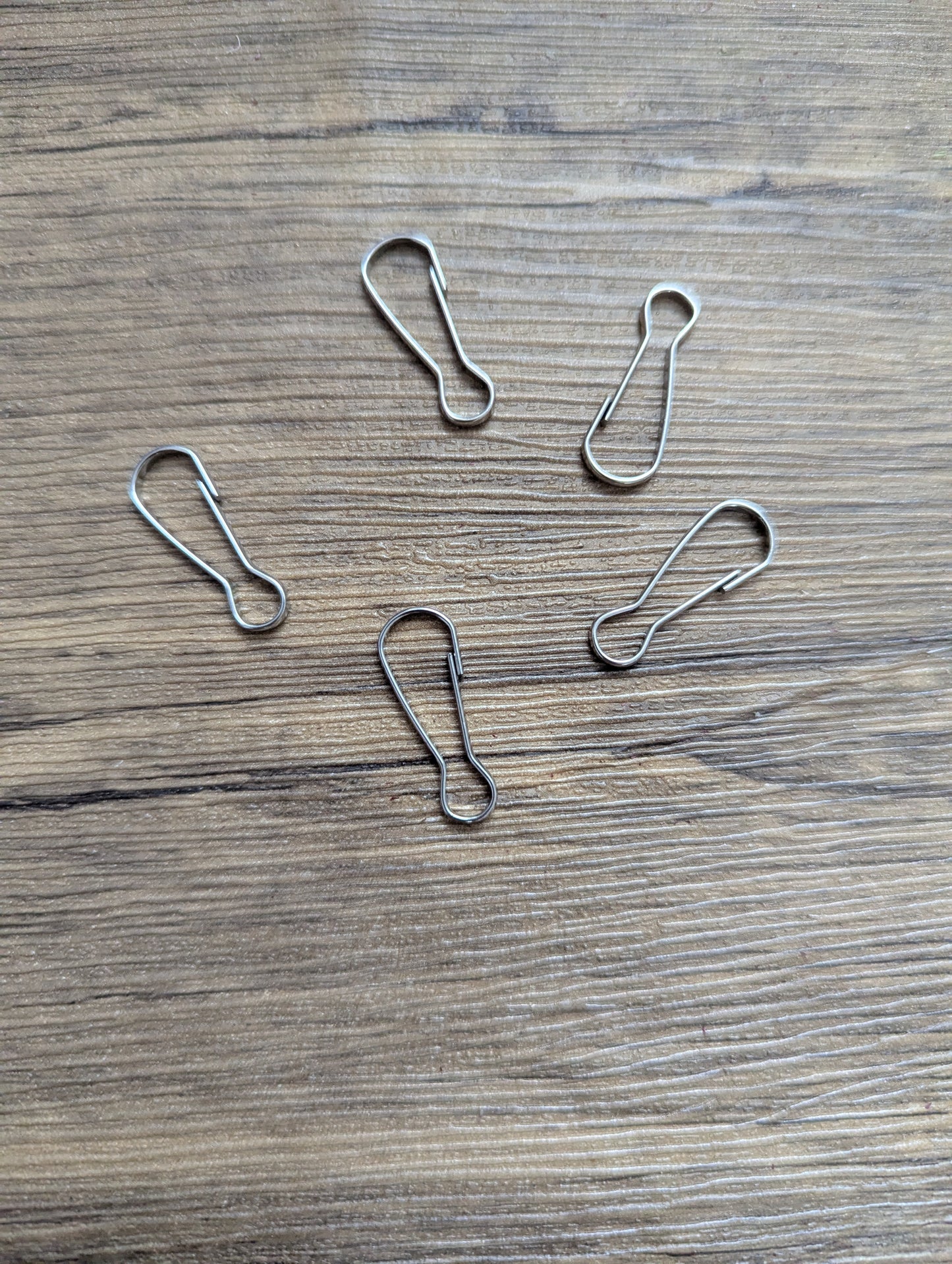 Reusable clips