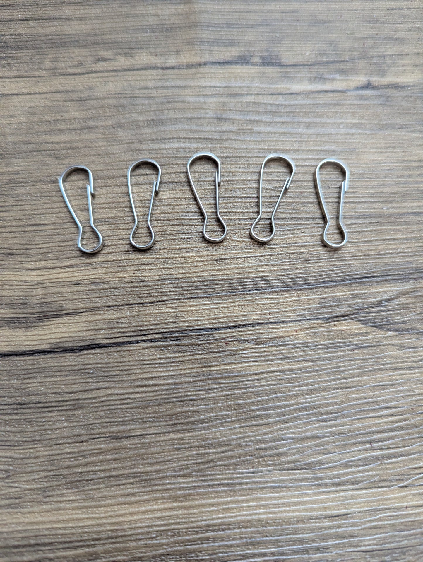 Reusable clips