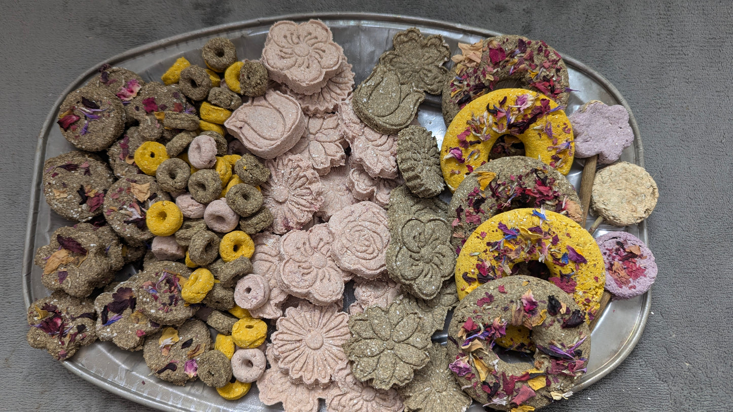 Bulk mixed treats