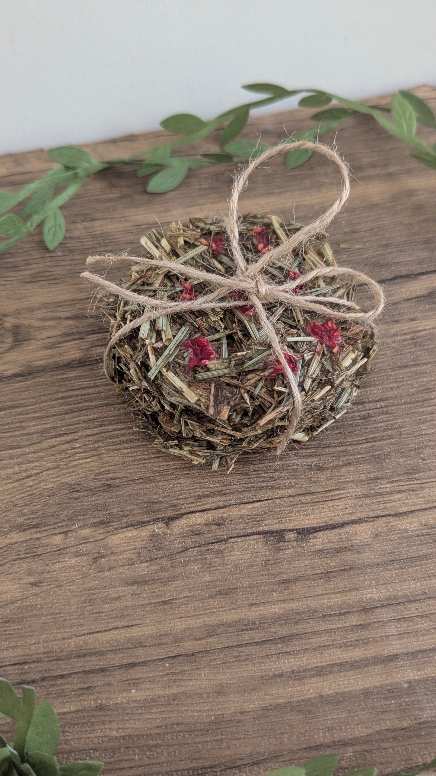 Raspberry hay cookies