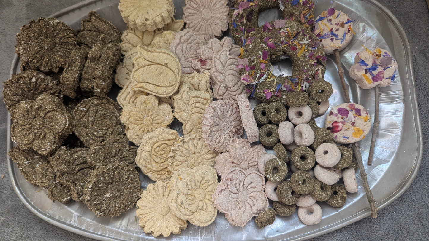 Bulk mixed treats