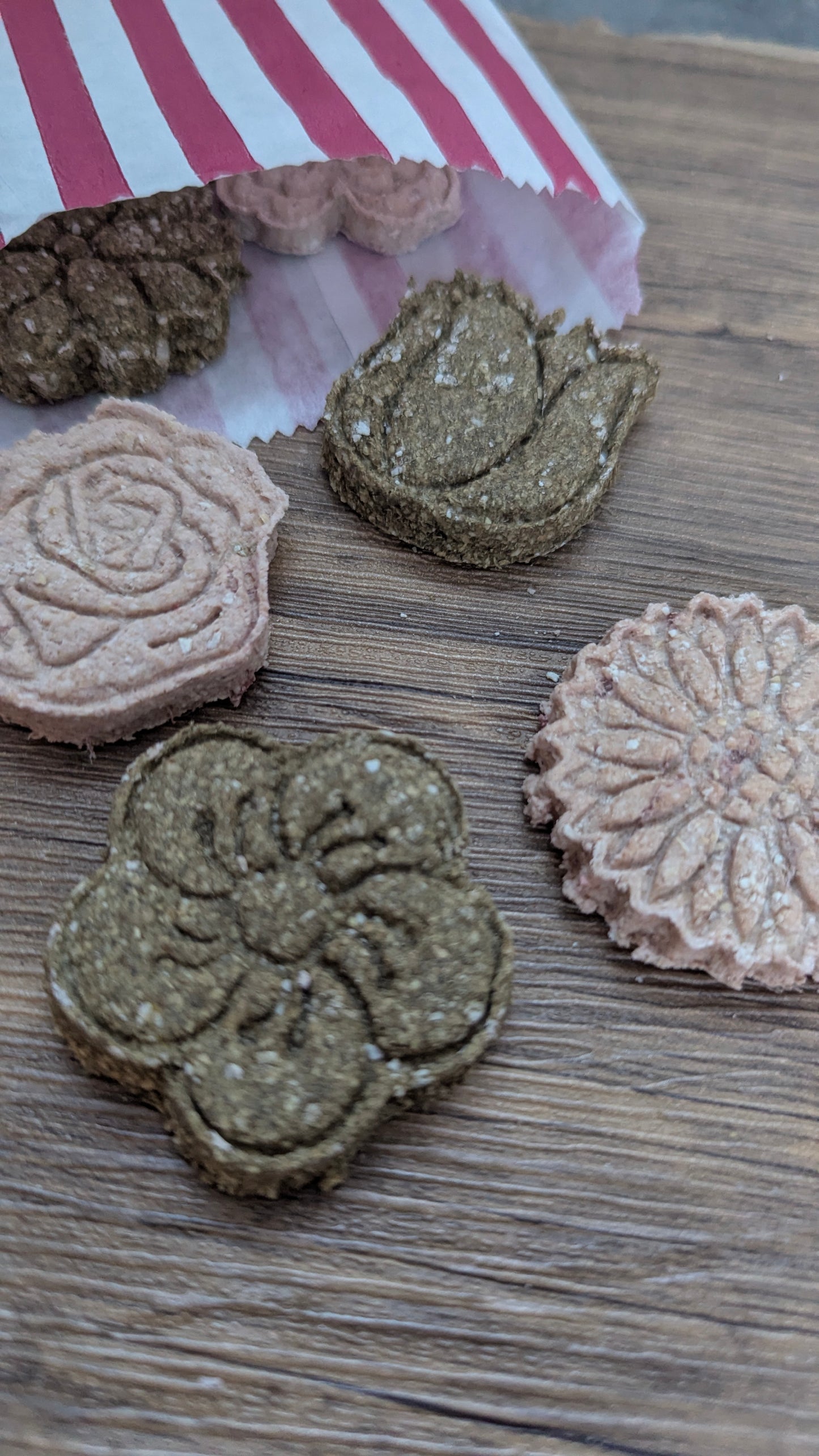 Mixed flavour flower shaped treats
