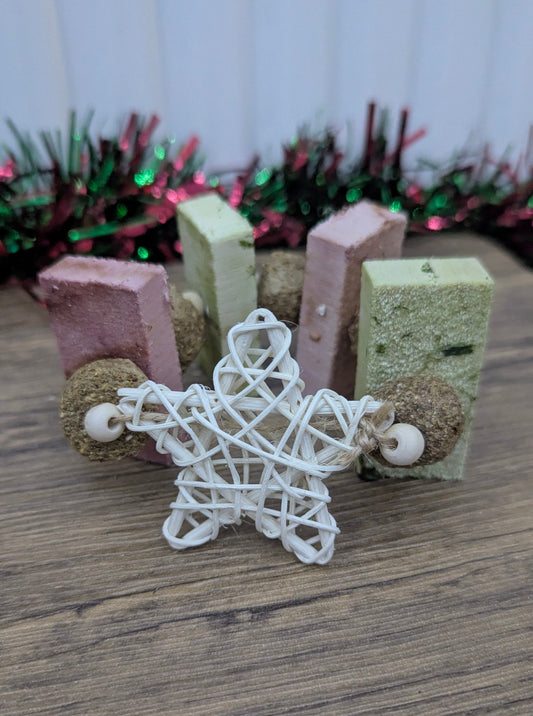 Christmas themed star throw toy