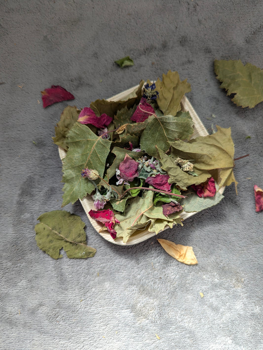 Mixed forage snack tray