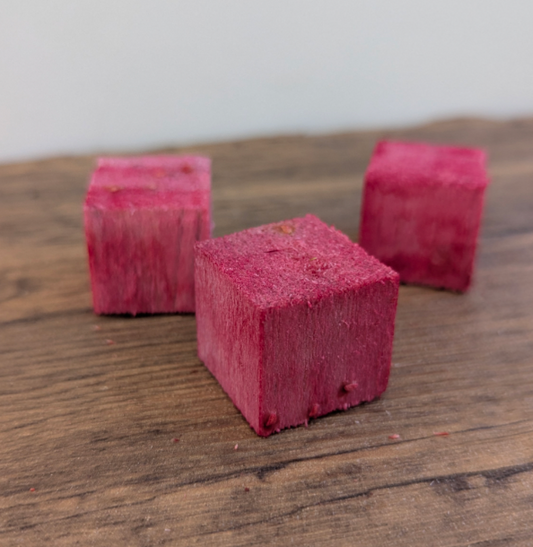 Raspberry flavour balsa chews